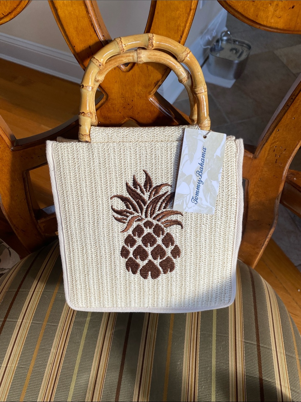 NWT Tommy Bahama Cream Straw Tote with Brown Pineapple Embroidery